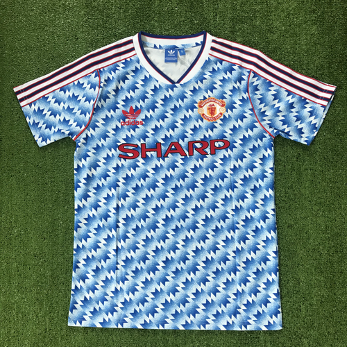 Reissue: Manchester United 1990/92 adidas Originals Retro Kit