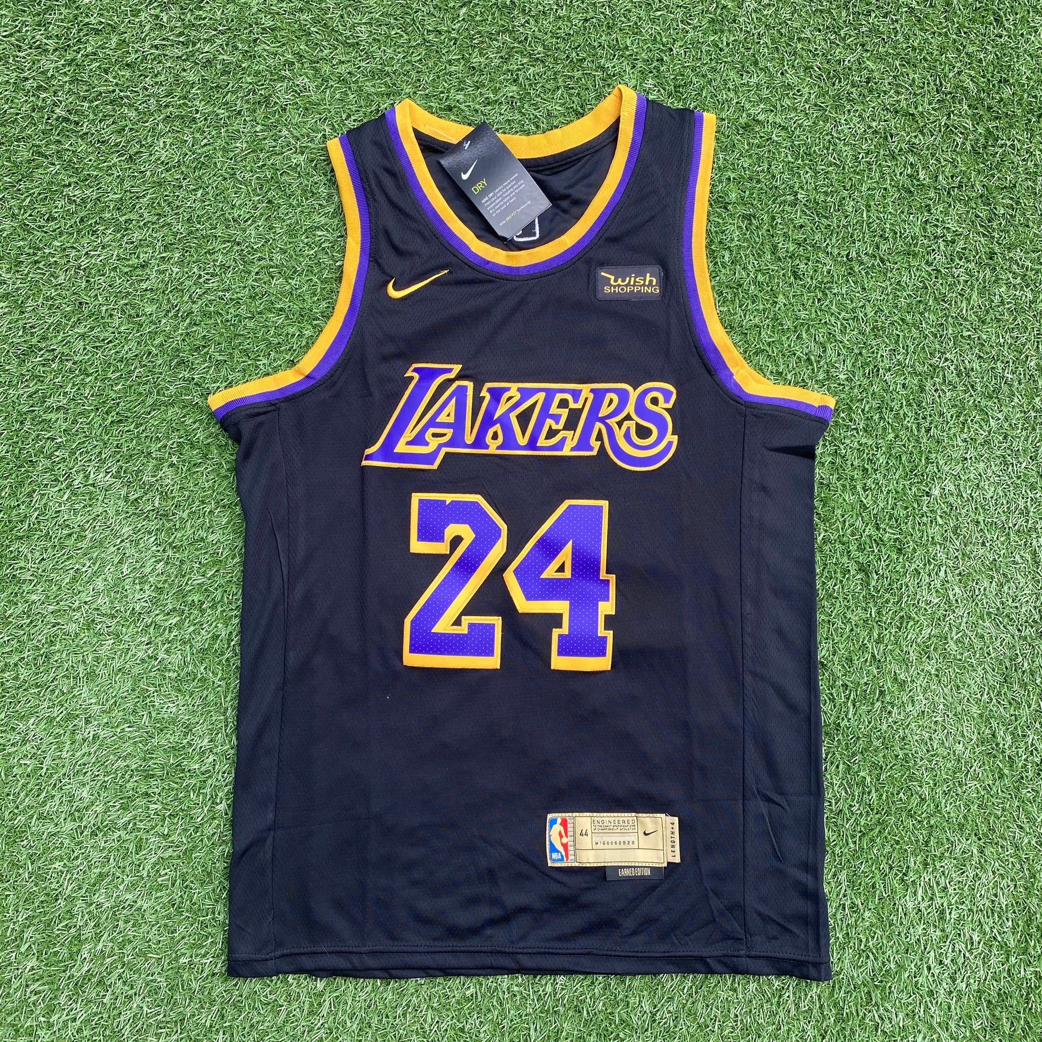 Vintage Purple Black and Yellow NBA Nike Lakers Sweater Medium