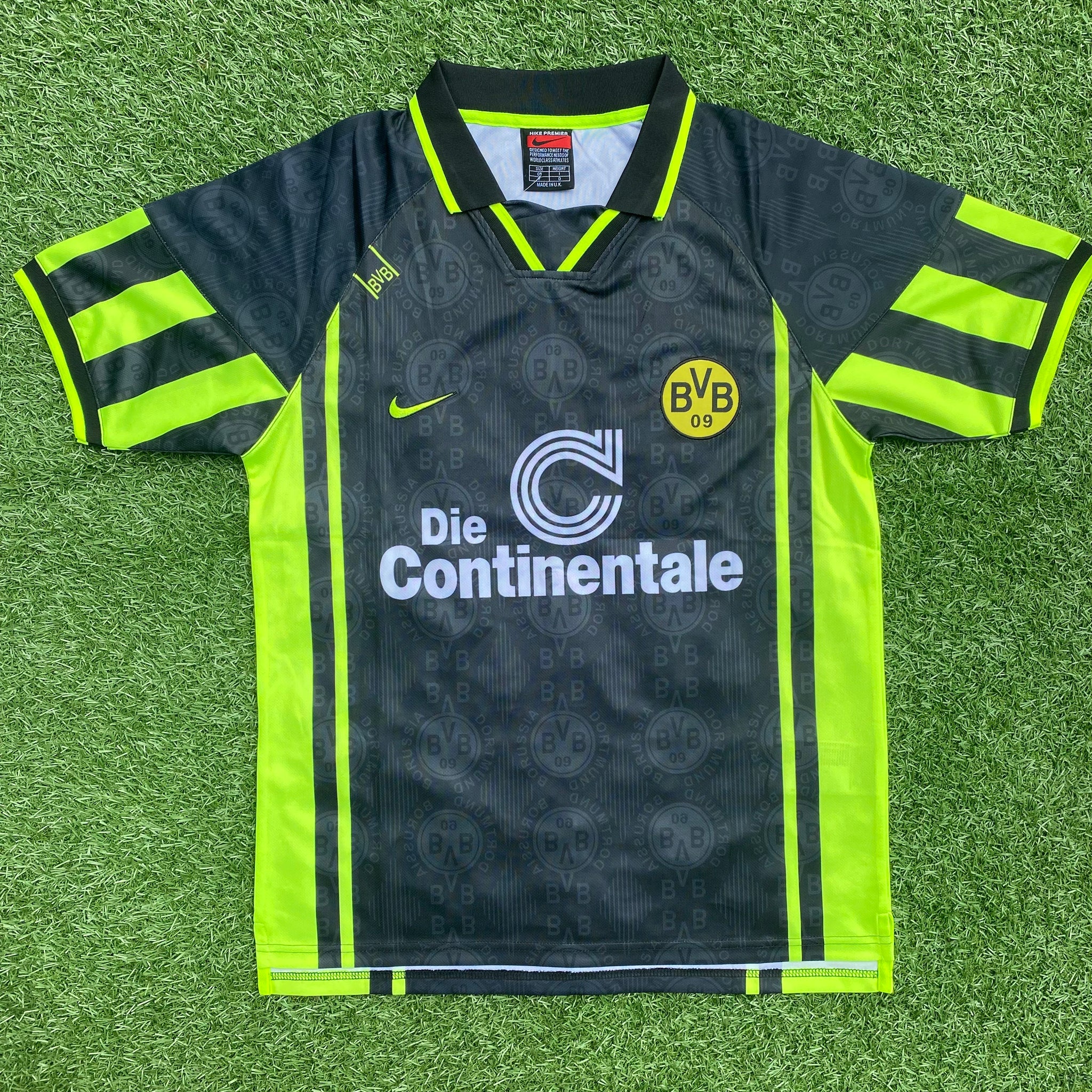 Retro Borussia Dortmund 1996 Away – SelectKits