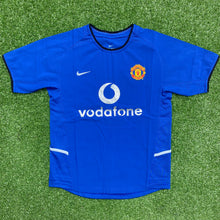 Load image into Gallery viewer, Retro Manchester United 2002/2003 Away

