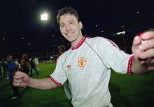 Load image into Gallery viewer, Retro Manchester United European Cup Winners 1991 Away
