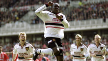 Load image into Gallery viewer, Retro Manchester United 1998/1999 Away
